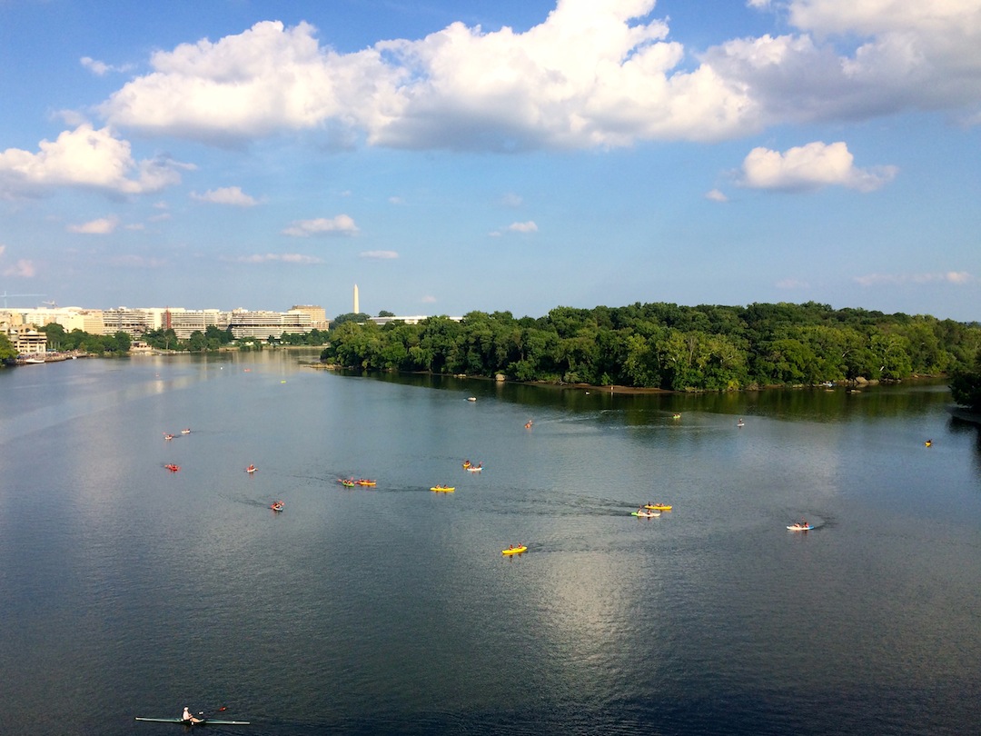 Paddleboarding and kayaking in DC on the Potomac